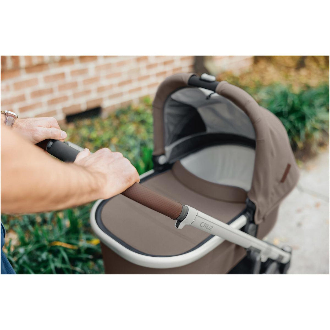 Uppababy CRUZ V2 Pushchair + Carrycot + Cloud Z2 + Base Travel System, Theo