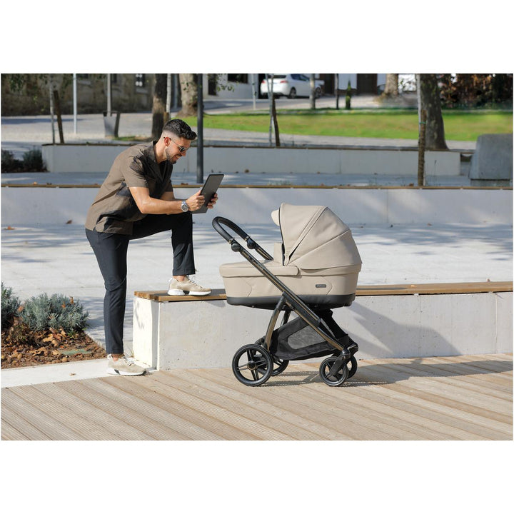 Bebecar Flowy Duo 2 in 1 Pram + Raincover & FREE Bag, Beige / Fume