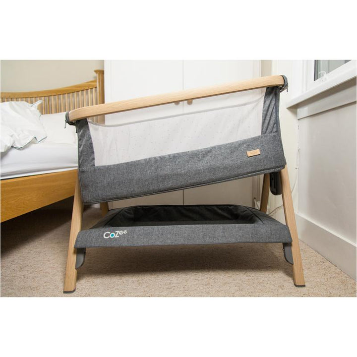 Tutti Bambini CoZee Bedside Crib - Oak & Charcoal