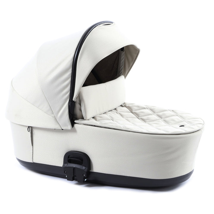 Babystyle Prestige Vogue Classic 2 in 1 Pram, Ivory