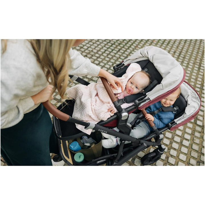 Uppababy VISTA V2 Tandem Pushchair, Lucy