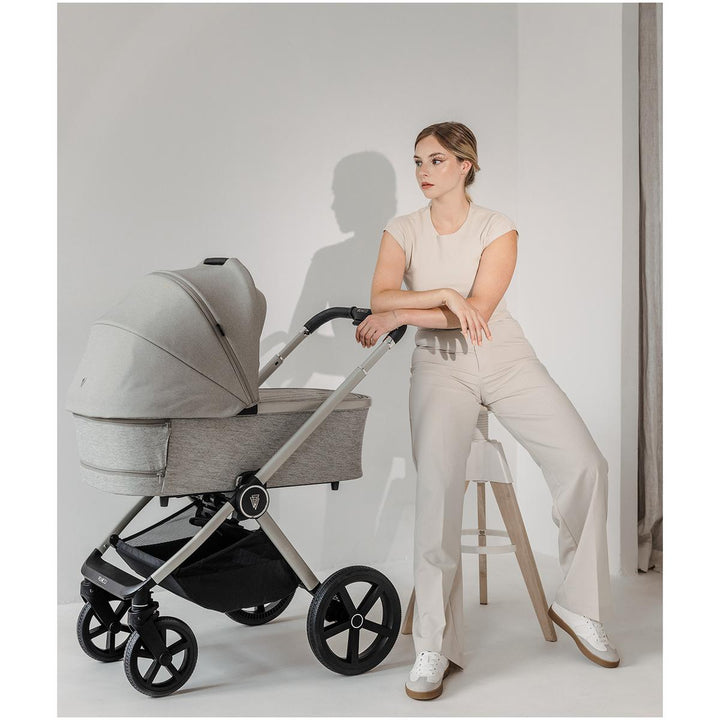 Venicci Upline 2 in 1 Pram - 10 Piece Bundle, Moonstone