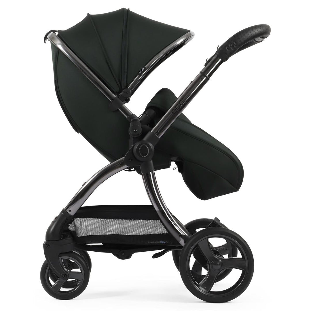 egg 3 Luxury Cloud T i-Size Travel System Bundle, Black Olive