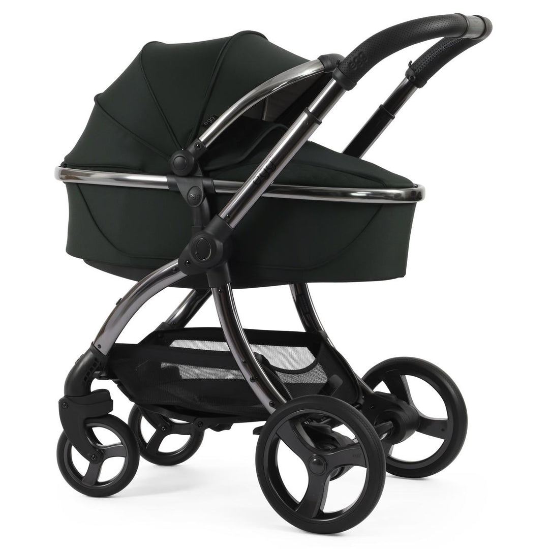 egg 3 Luxury Cloud T i-Size Travel System Bundle, Black Olive