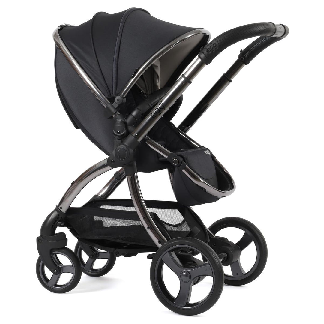 egg 3 Stroller + Luxury Seat Liner, Carbonite