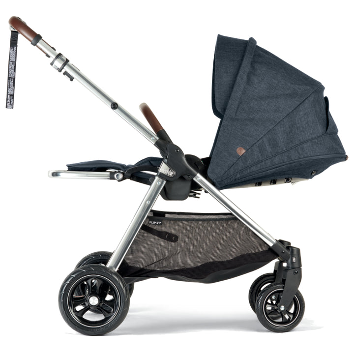 Mamas & Papas Flip XT3 7 Piece Cabriofix i-Size Travel System Bundle, Navy