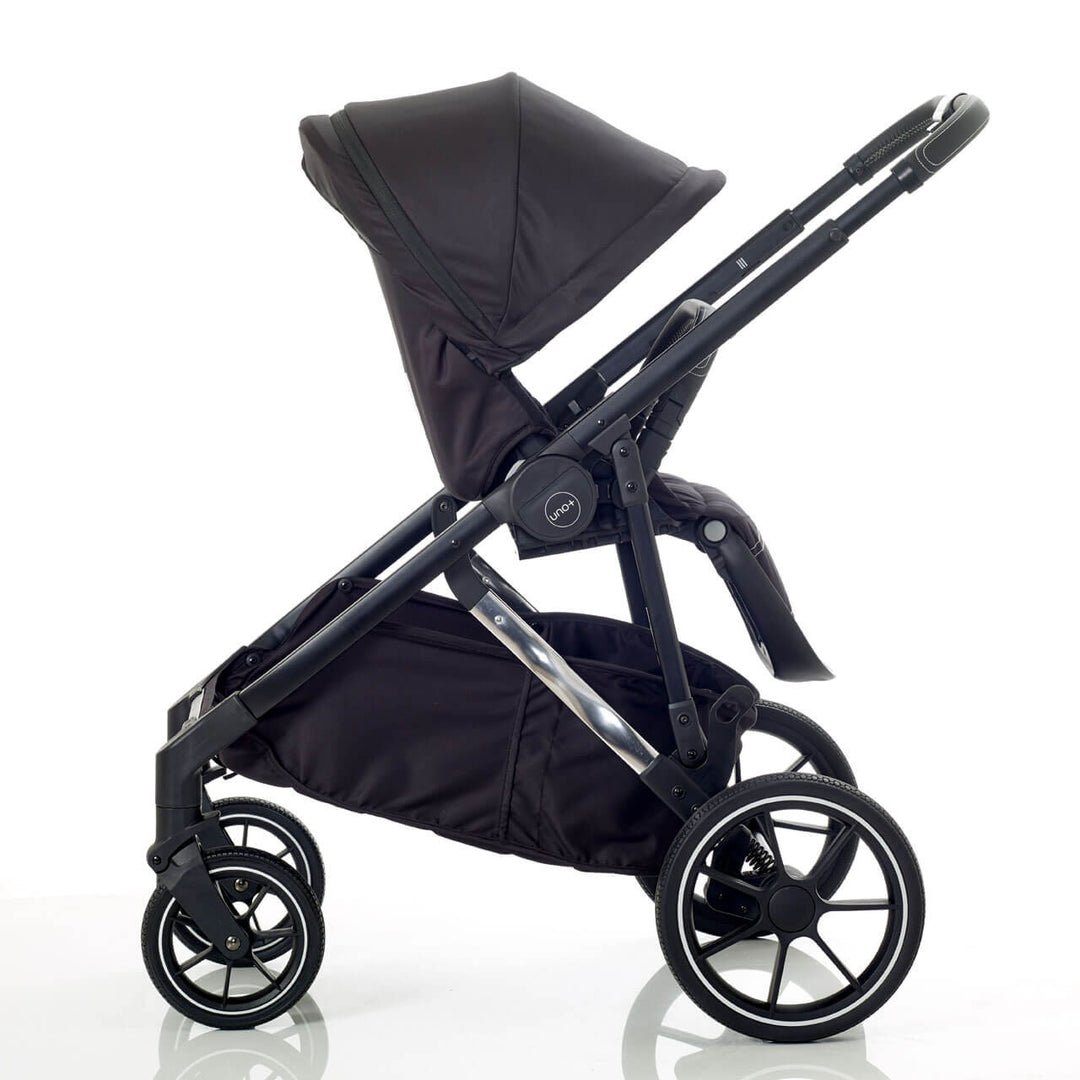 Mee-go Uno Plus 3 in 1 Travel System, Black/Chrome